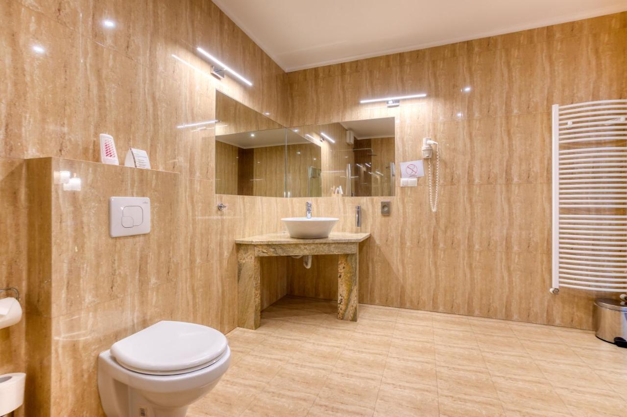 Hotel & Spa Bialy Dom Przyszowice Buitenkant foto